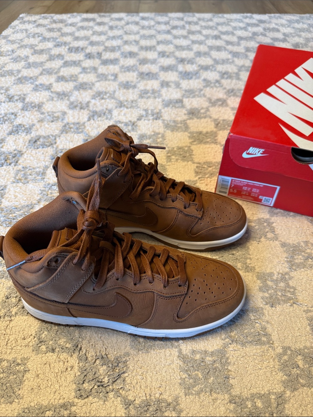 Nike Dunk High Premium Pecan White